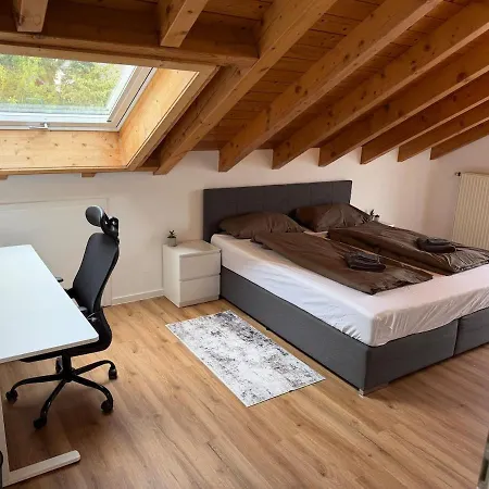 Apartment Modernes Mit Balkon Wutoschingen